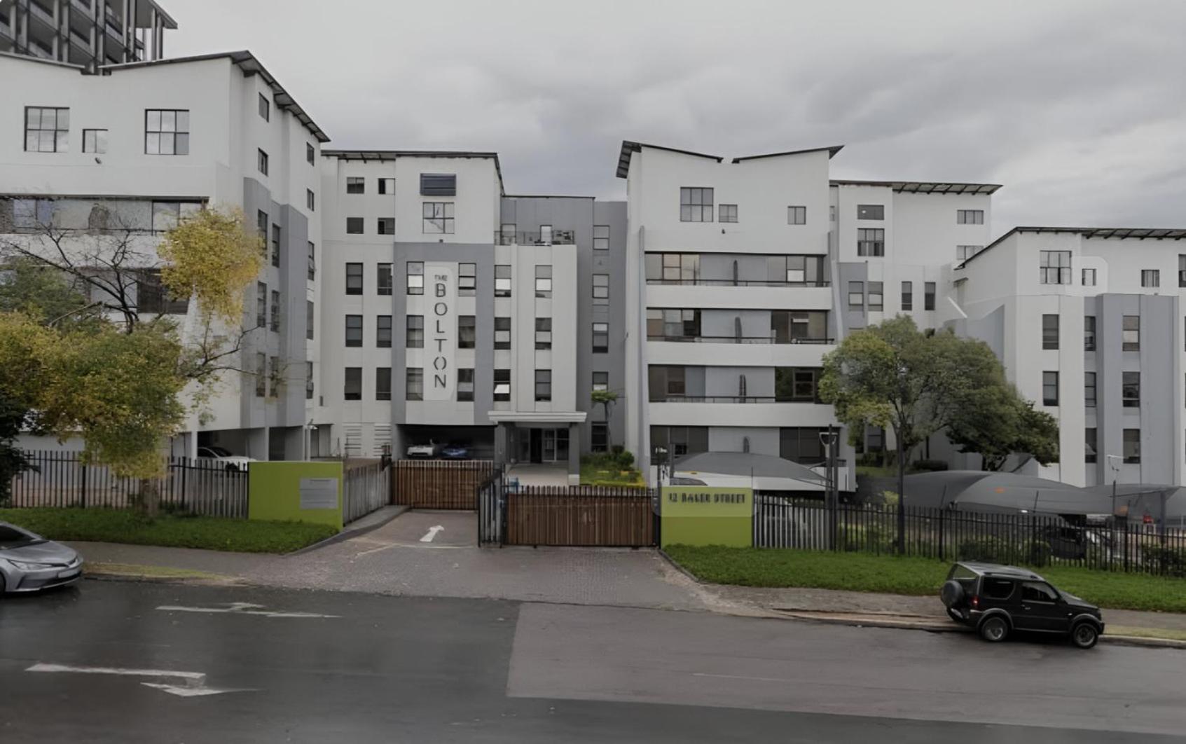 Lovely Rosebank 1-Bedroom Condo With Pool & Cinema Йоханнесбург Экстерьер фото